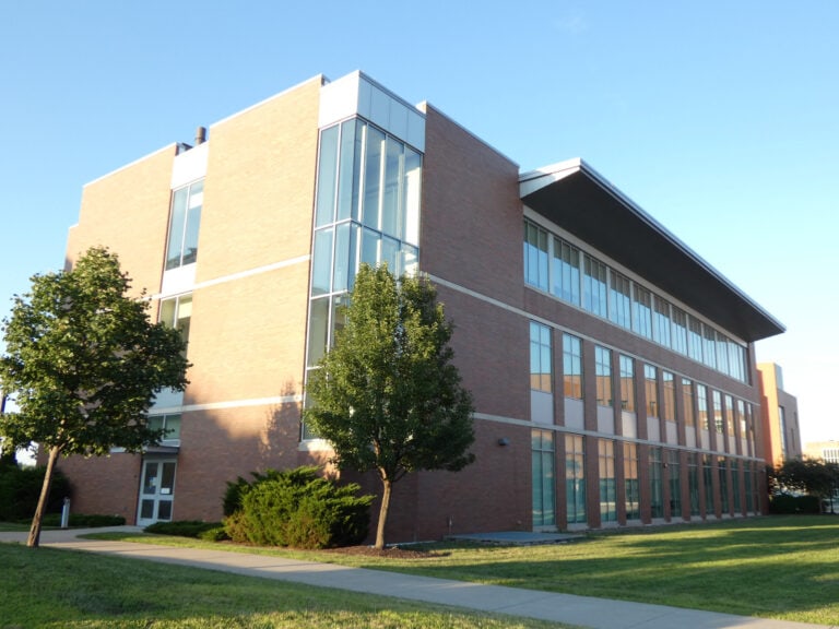 Rit Optics Program Top Colleges With Virtual Reality Programs in 2026
